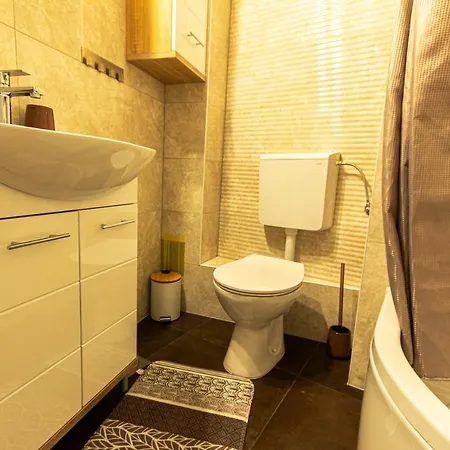 Appartamento Comfortable 3 Bedroom Nancy Spalato