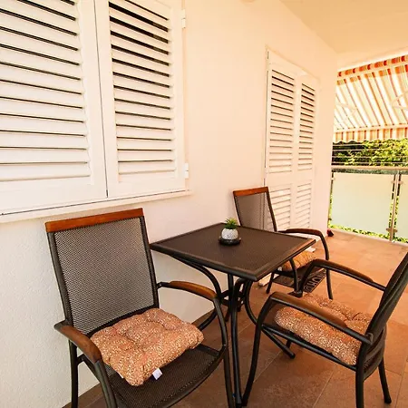 Apartmán Comfortable 3 Bedroom Nancy *