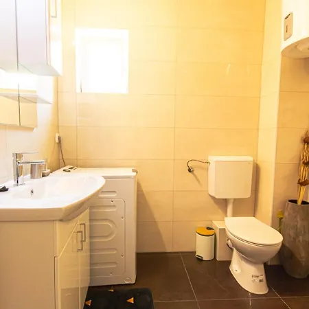 Appartamento Comfortable 3 Bedroom Nancy Spalato